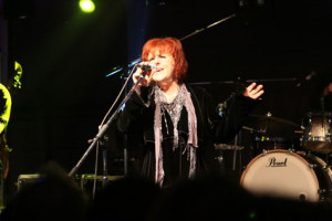 Maggie Reilly Live